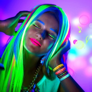 36 Packs Glow in The Dark Bracelets Neon Party Favors Wristband Silicone Glow Bracelets for Party Favors Glow in The Dark Par...