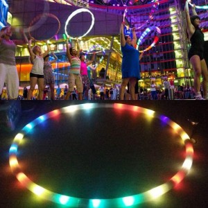 1 PC Light-Up LED Hoop Exercise Hoop 36 inch Glow-in-The-Dark Fitness and Dance Hoop for Adults and Kids Led Light Hoop Led D...