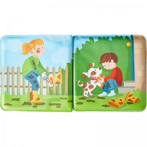 Paul & Pia - Magic Bath Book - Wipe with Warm Water and the "Muddy" Pages Come Clean $17.72 Bathtub Toys